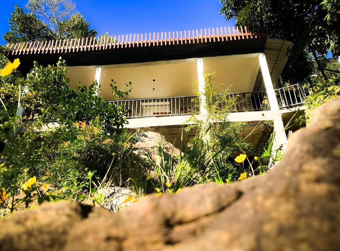 Nature Green Hotels On Rock Home Ella Buitenkant foto